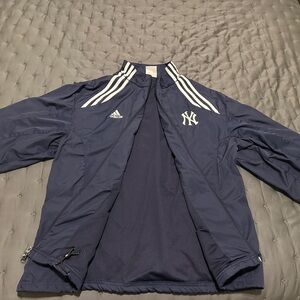 Really comfortable only worn once, it’s Adidas.